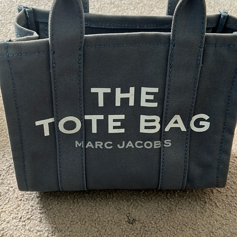 Marc Jacob’s tote bag